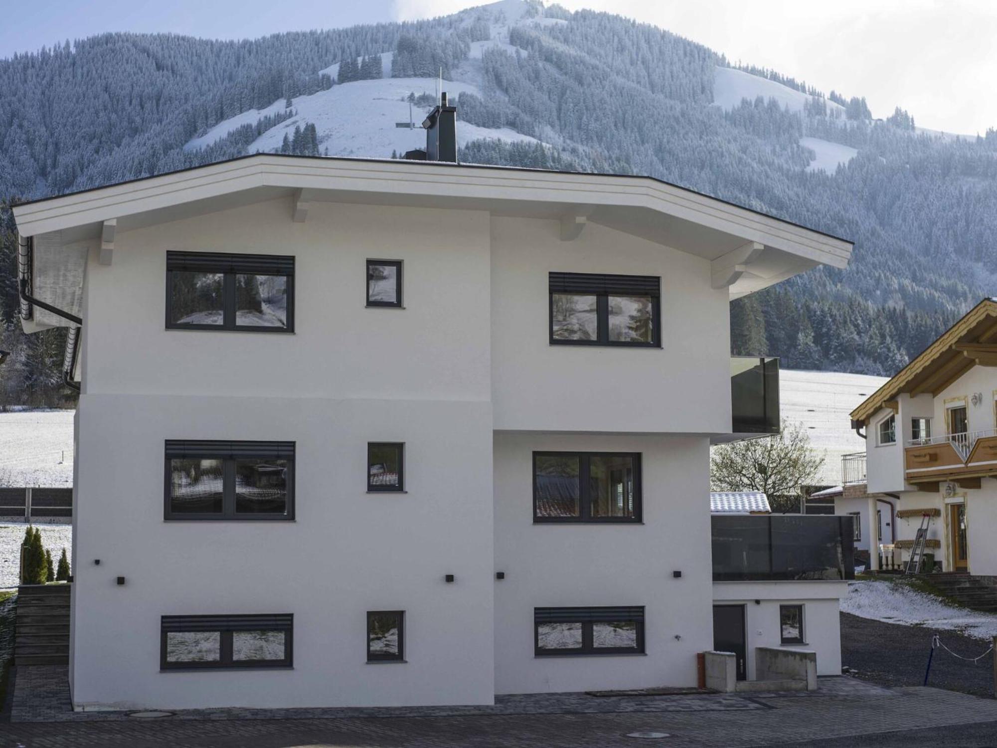 Residenz Gamper Apartment Бриксен-им-Тале Екстериор снимка