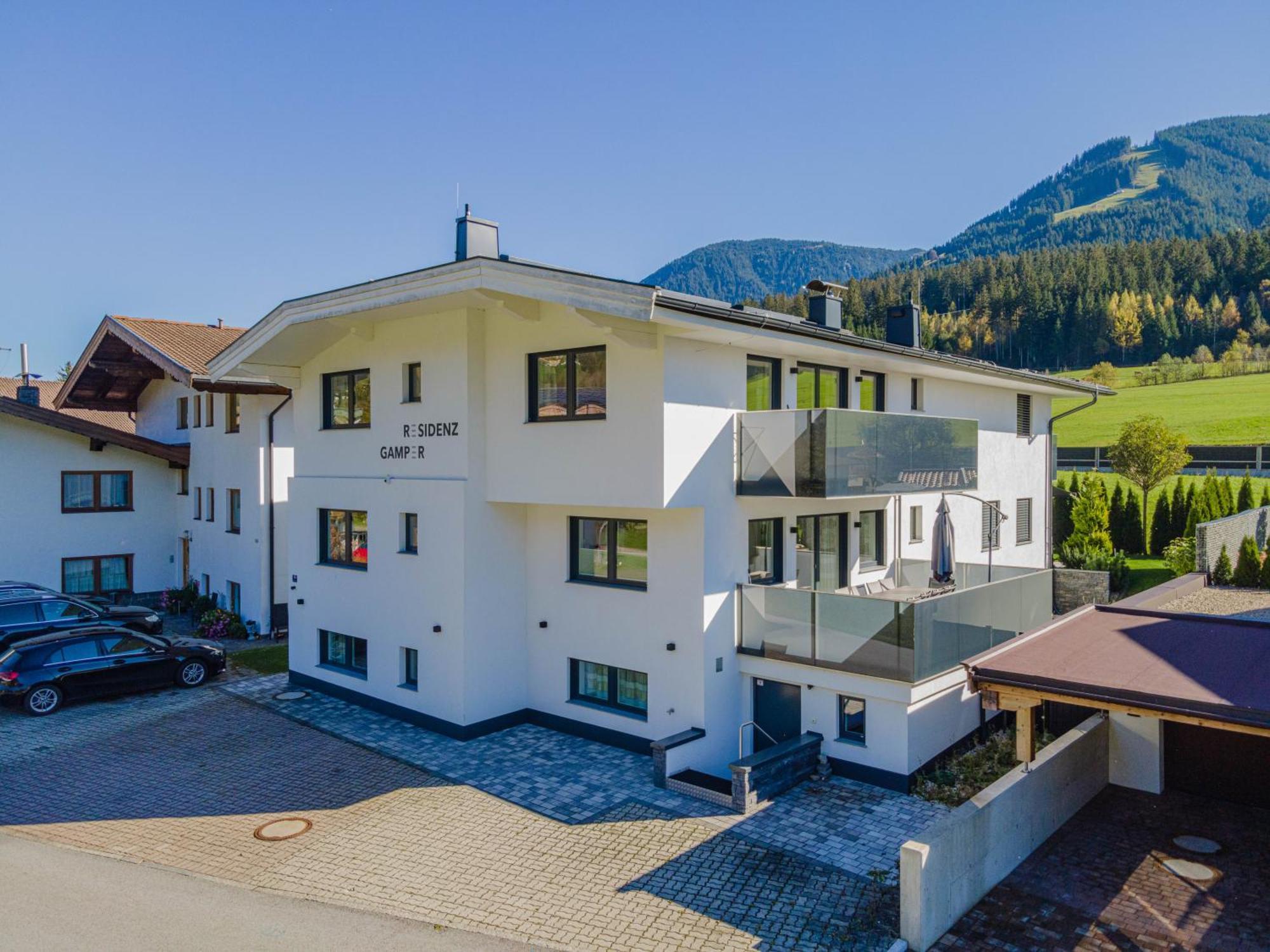 Residenz Gamper Apartment Бриксен-им-Тале Екстериор снимка